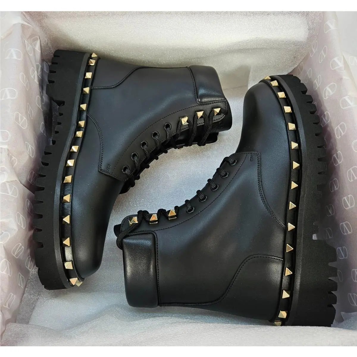 Valentino shoes - Valentino Garavani Rockstud - Garavani Rockstud - 3W0S0HW8AWE - Black (UPC: 8052962405777) 14