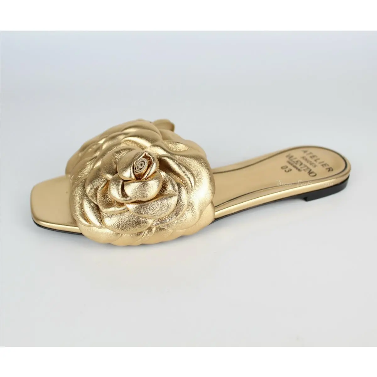 Valentino Garavani Atelier 03 Rose Metallic Leather Slide EUR36