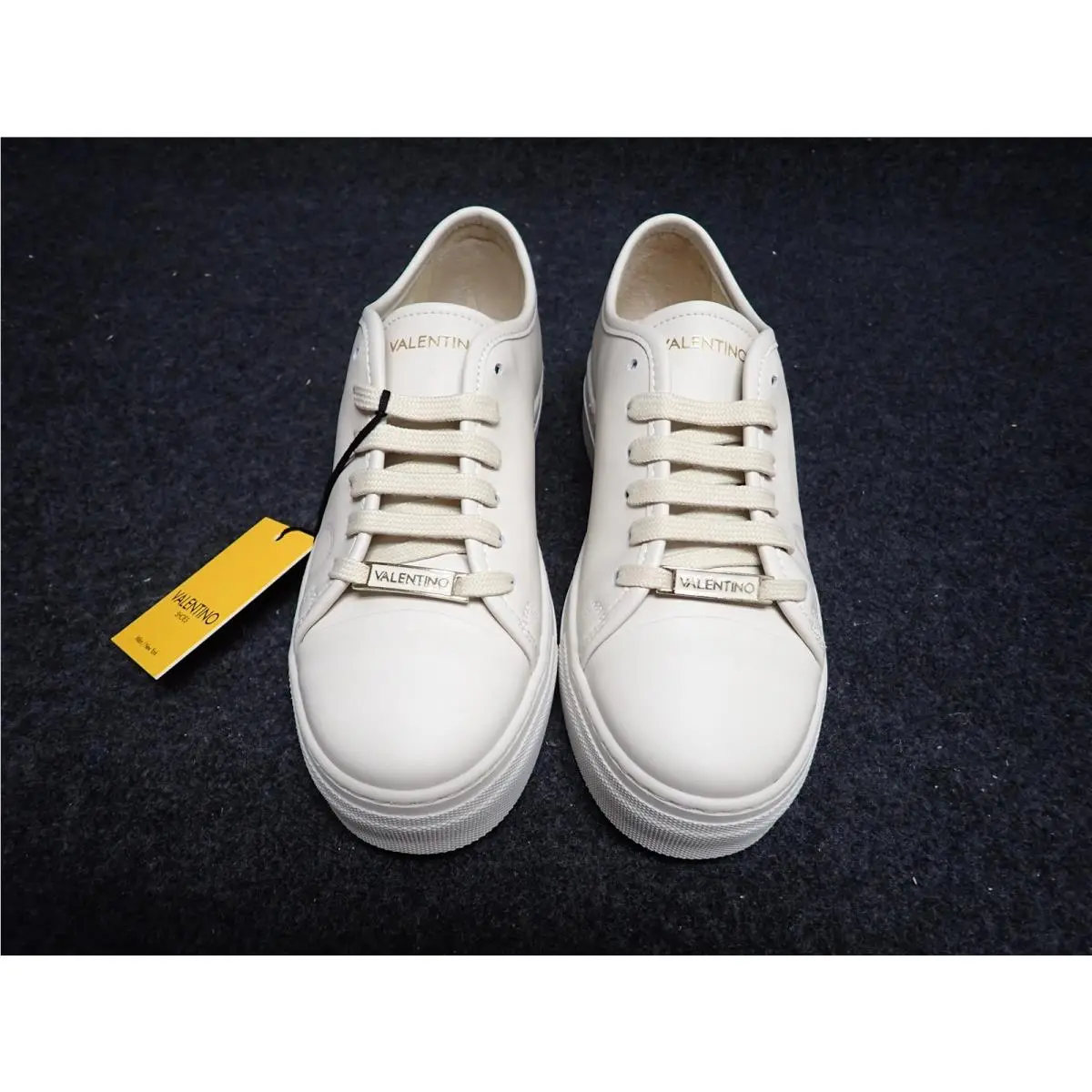 Women`s Valentino Dalia Laser Italian Leather Sneakers US6 Cream SS23