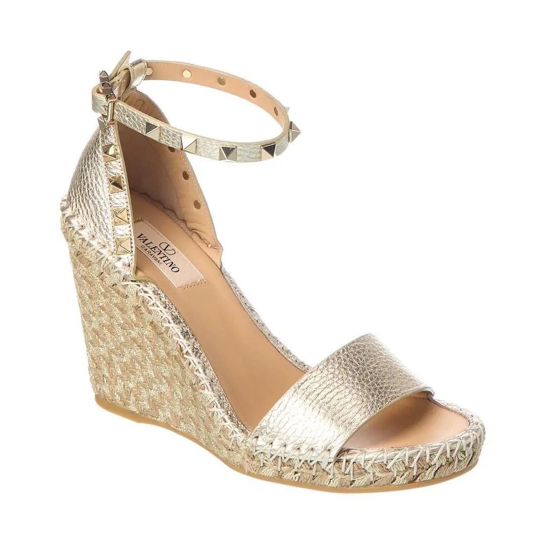 Valentino Rockstud 100 Grainy Leather Wedge Sandal Women`s Beige 36