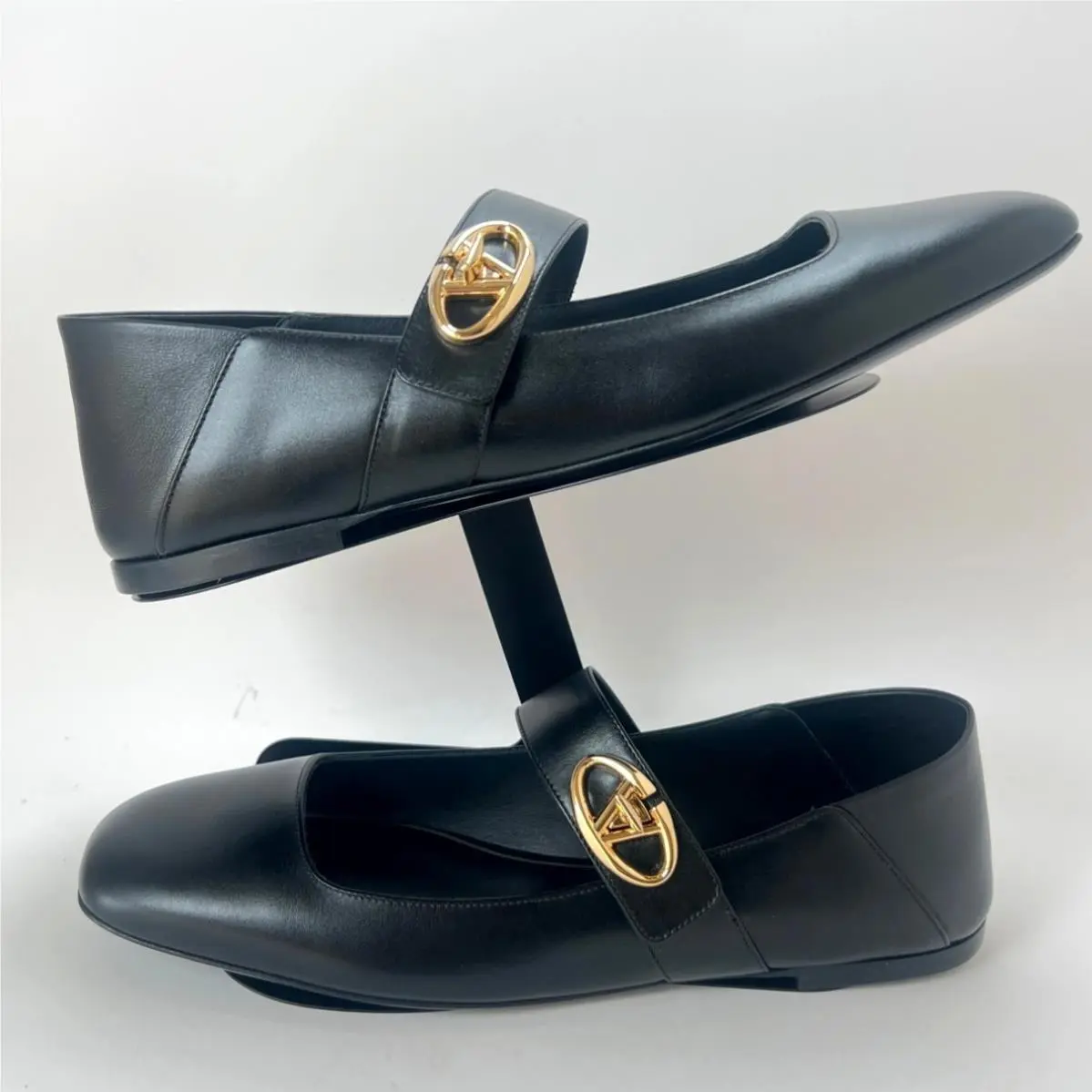Valentino shoes - Valentino Garavani - Garavani - Black 2