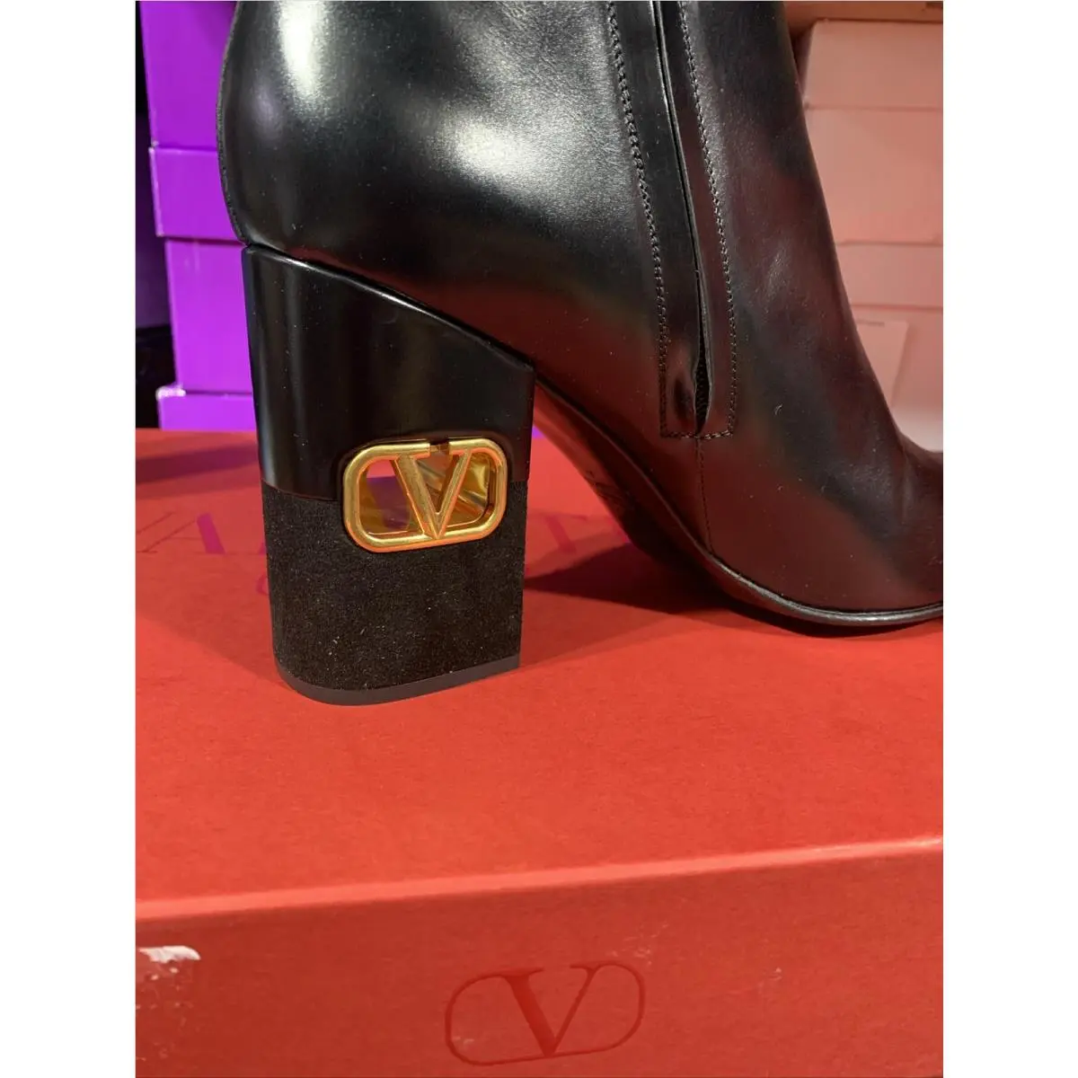 Valentino shoes - Valentino Garavani Heritage VLOGO V - Black (UPC: 8056133250821) 8