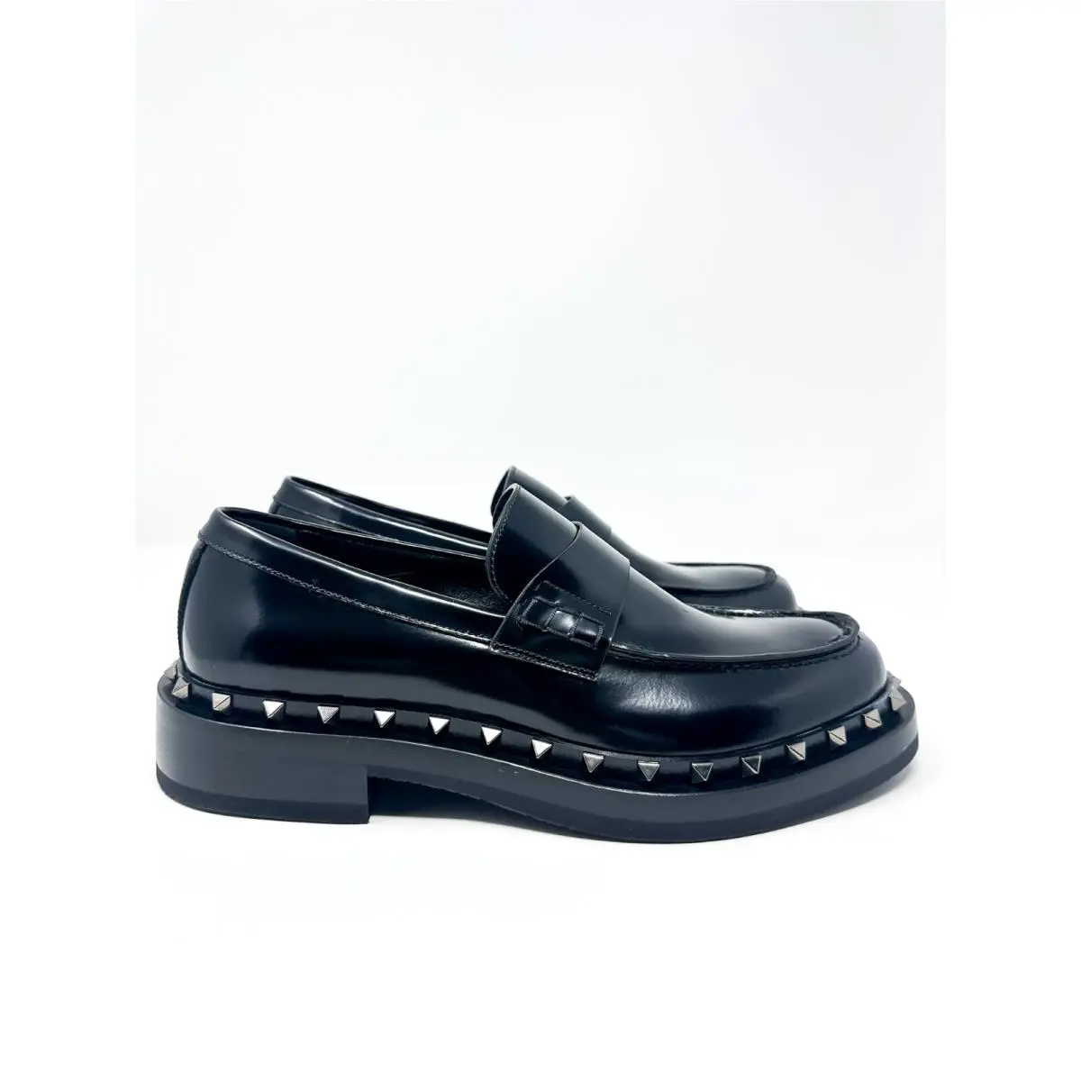 Valentino Garavani Men`s Rockstud M-way Loafers 9.5 US / 42.5 EU