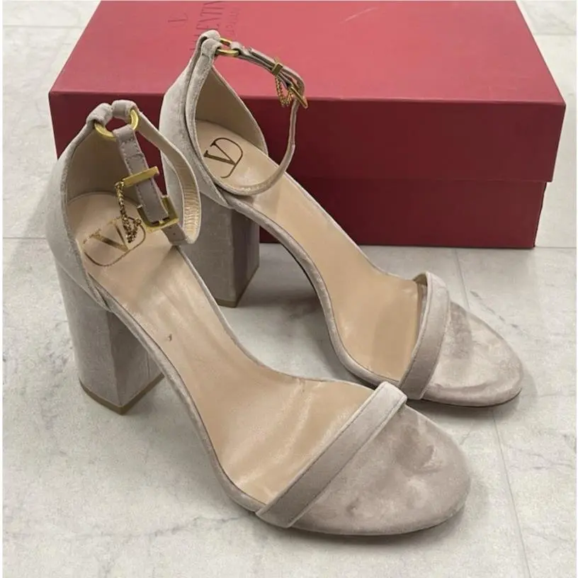 Valentino Garavani Ankle Strap Velvet Sandal In Poudre Size: 37.5 US 7.5