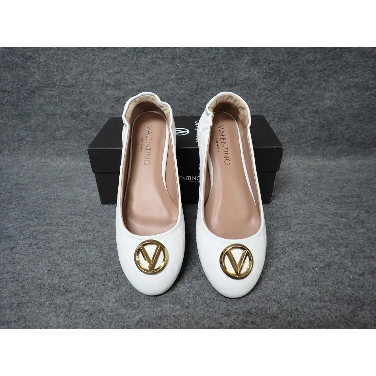 Valentino Calliope Italian Leather Flats White Women`s Size 8 SS58