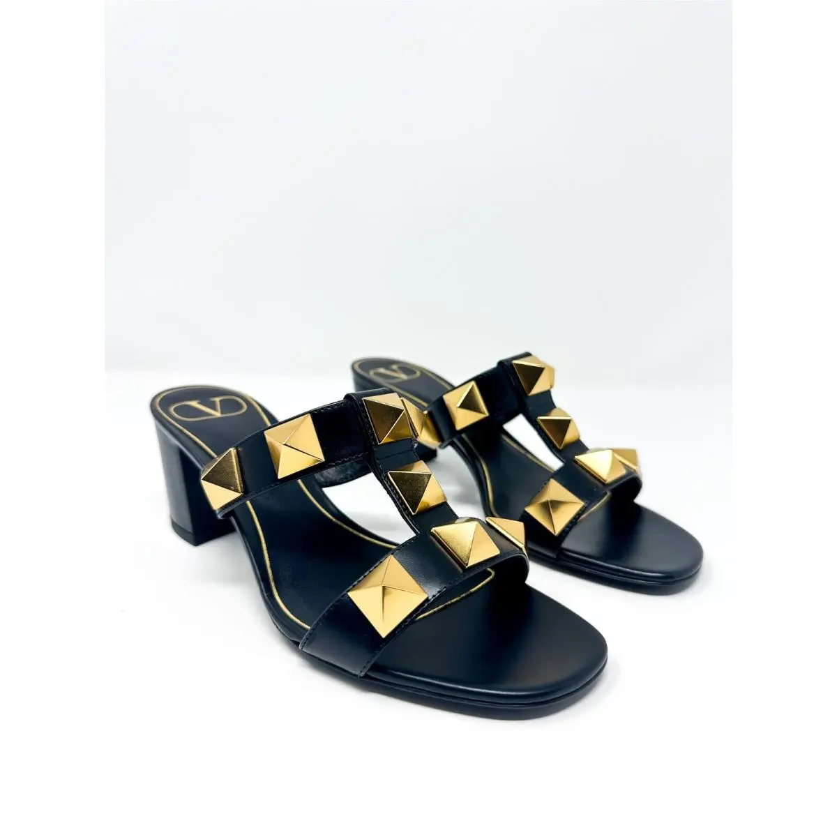 Valentino shoes - Valentino Rockstud - Rockstud - Black 1
