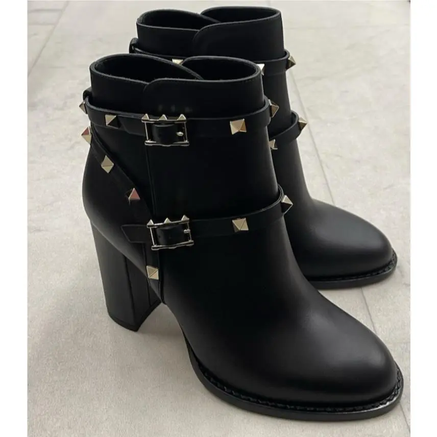 Valentino shoes - Valentino Garavani - Garavani - Black 0