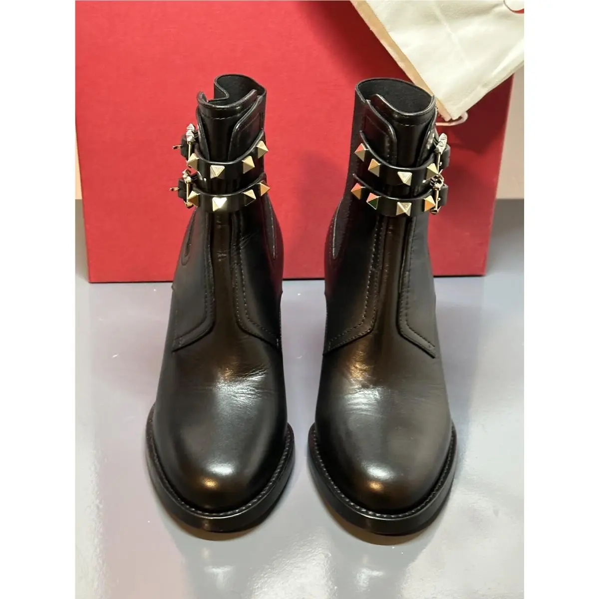 Valentino shoes - Valentino Garavani - Garavani - Black (UPC: 8052962298751) 2