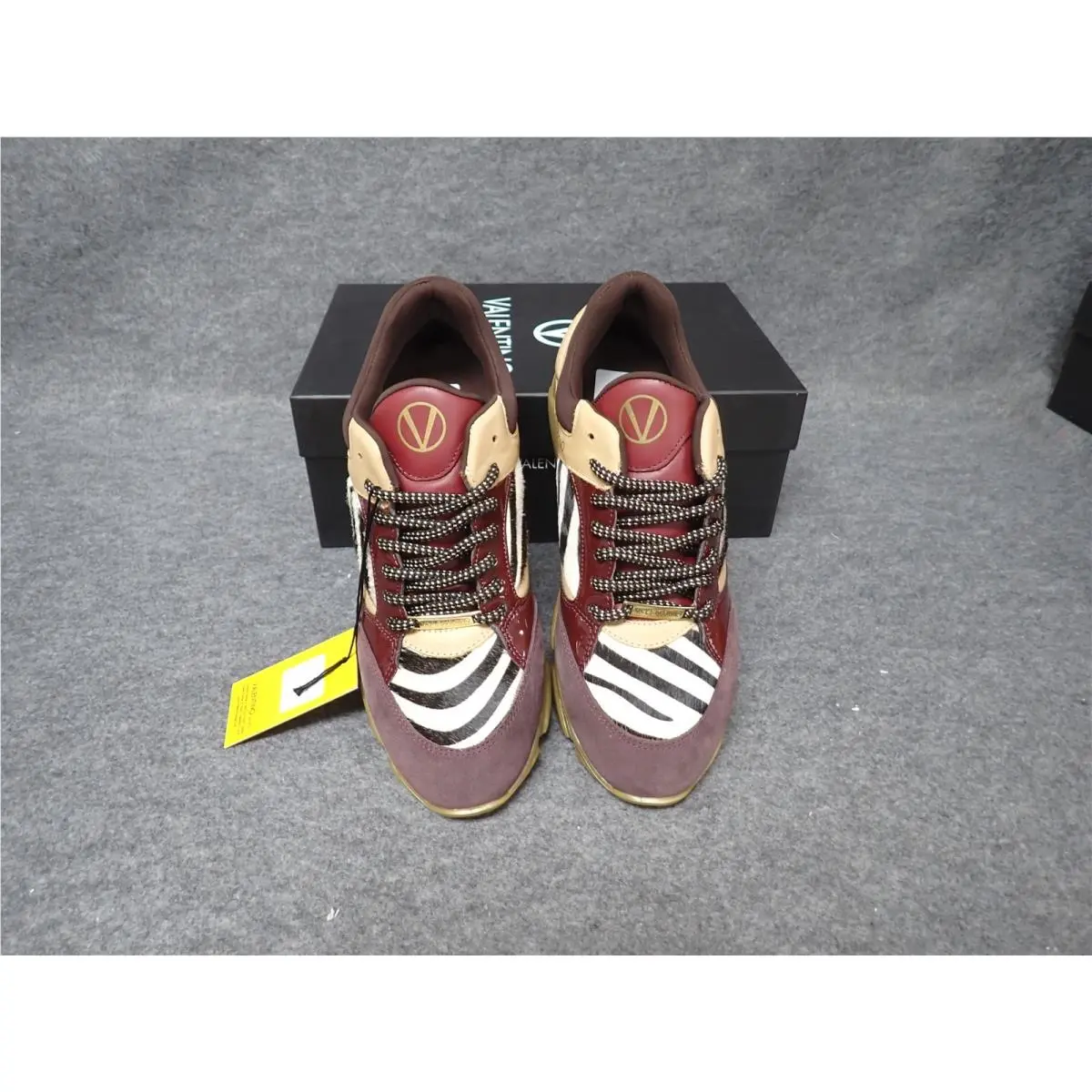 Valentino Theo Leather Sneaker Almond Zebra Womens Size 9.5 SS8