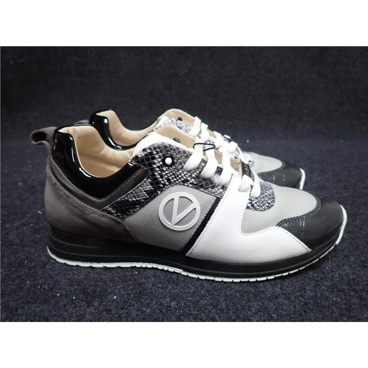 Valentino shoes - Mouse 2