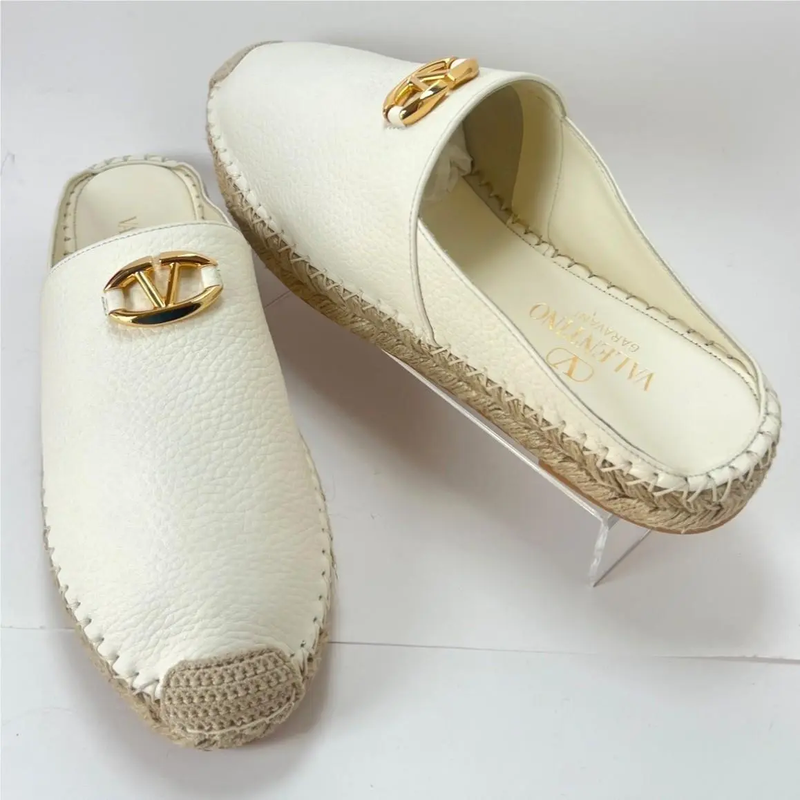 Valentino shoes - Valentino Garavani - Garavani - Ivory 0