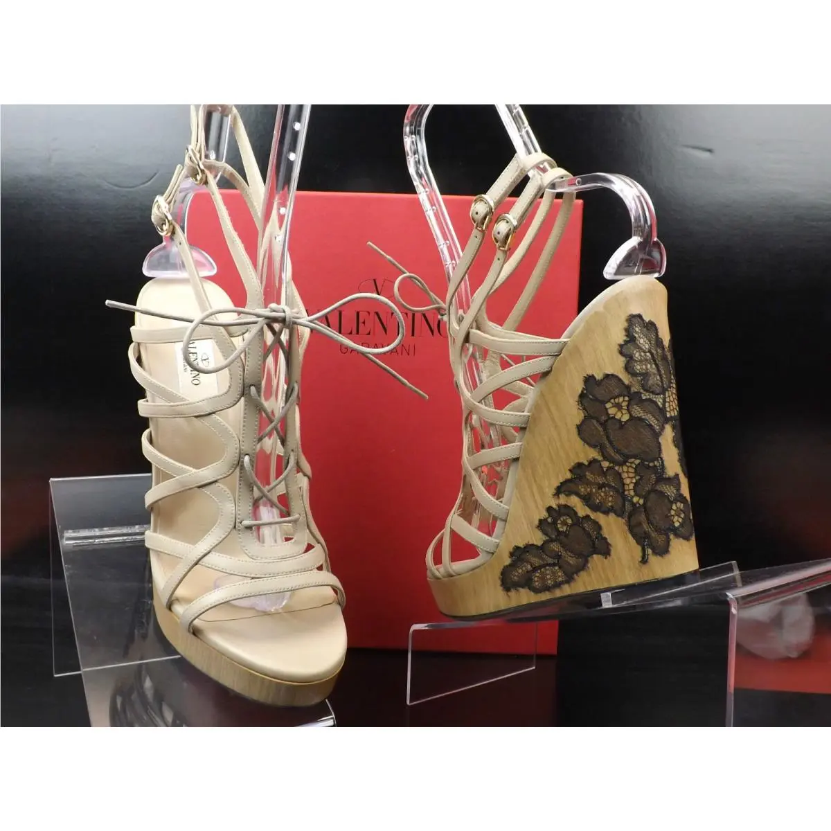 Valentino shoes - Beiges (UPC: 0454318327562) 3