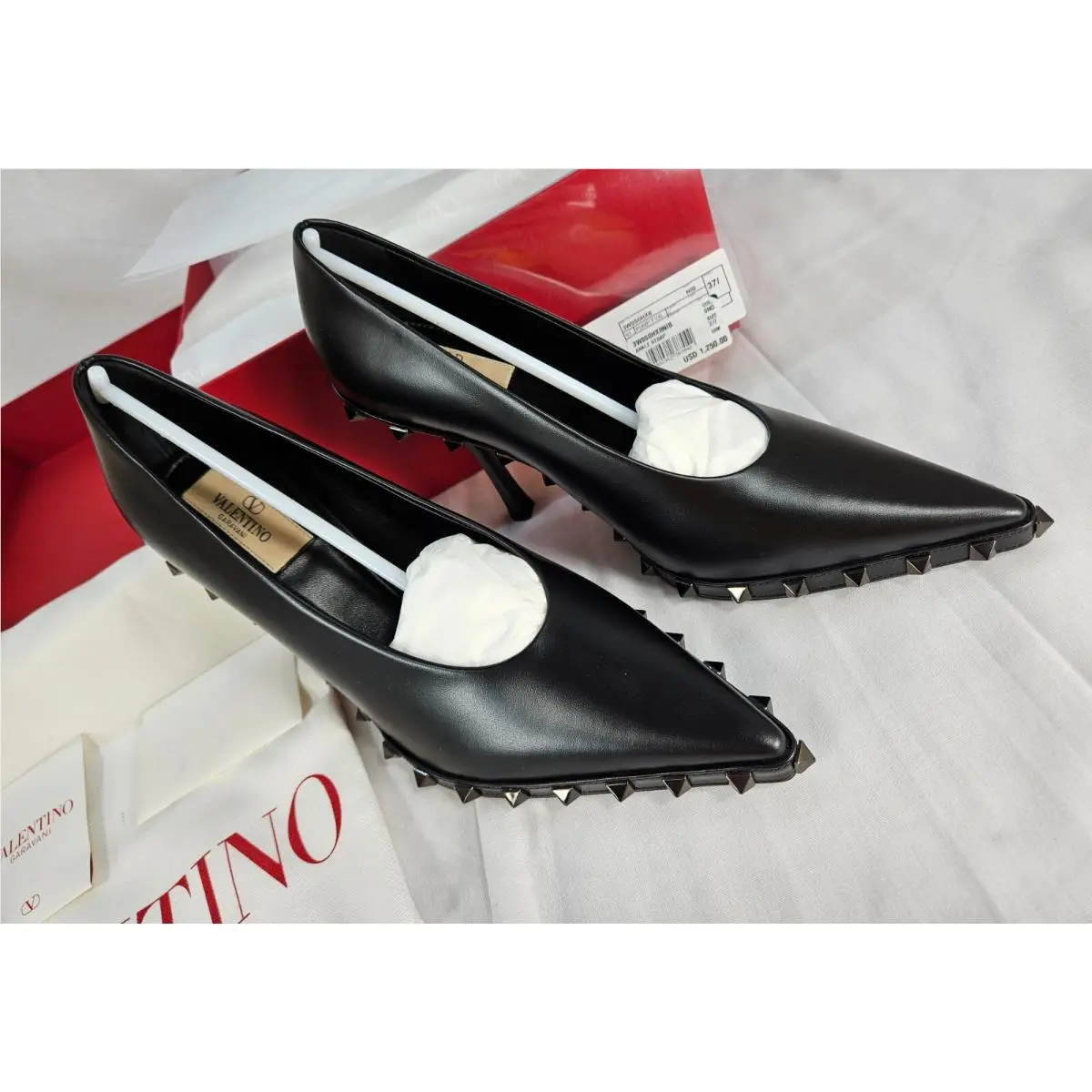 Valentino shoes - Valentino Garavani Rockstud - Garavani Rockstud - Black (UPC: 8052962384089) 0