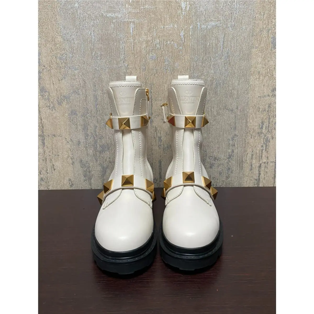 Valentino shoes - Valentino Garavani - Garavani - Light Ivory 1