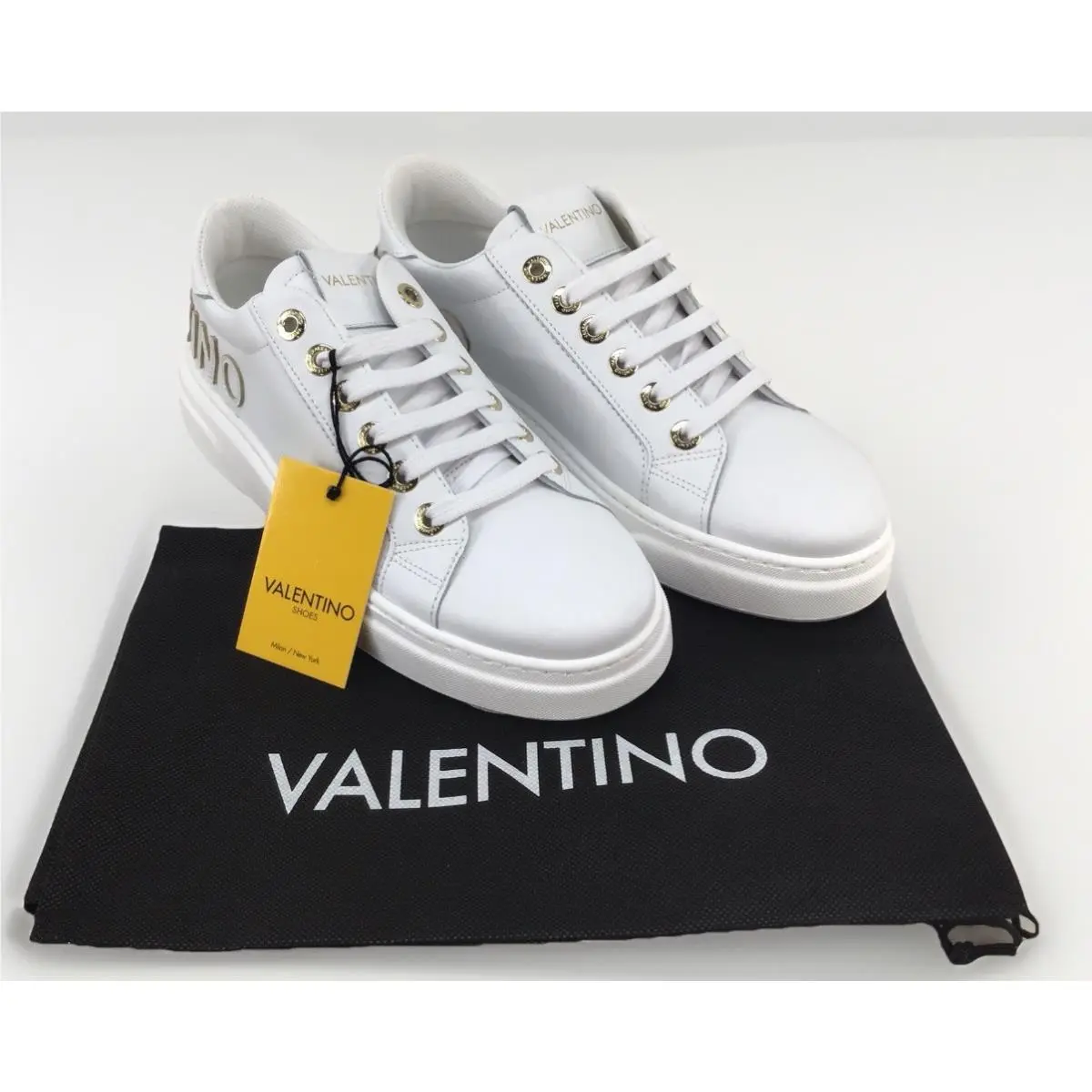 Alice Mario White Valentino Shoe Size 9 Y285