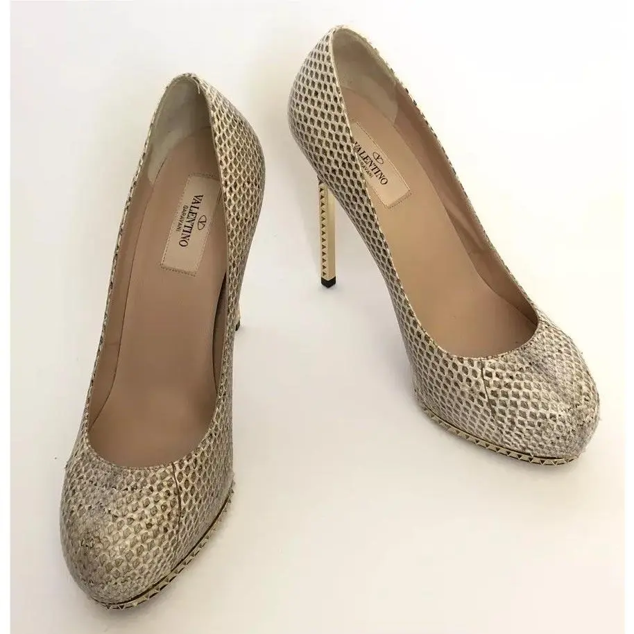 Valentino shoes - Valentino Garavani Rockstud - Garavani Rockstud - Beige 1