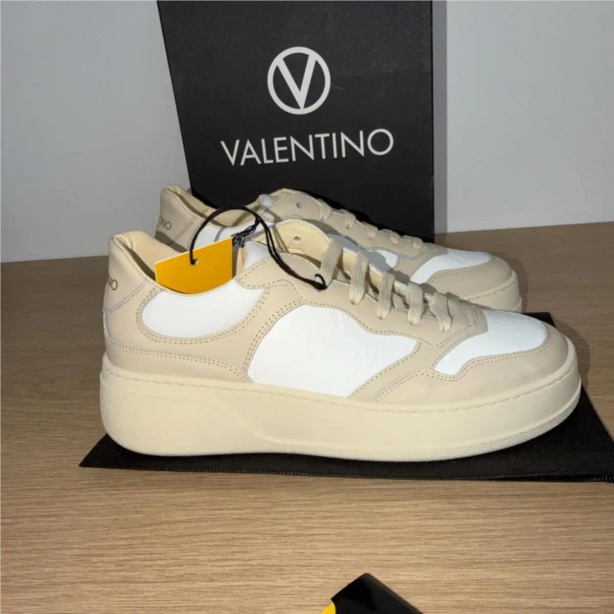 Valentino shoes - Valentino Minerva - Minerva - Cream 0