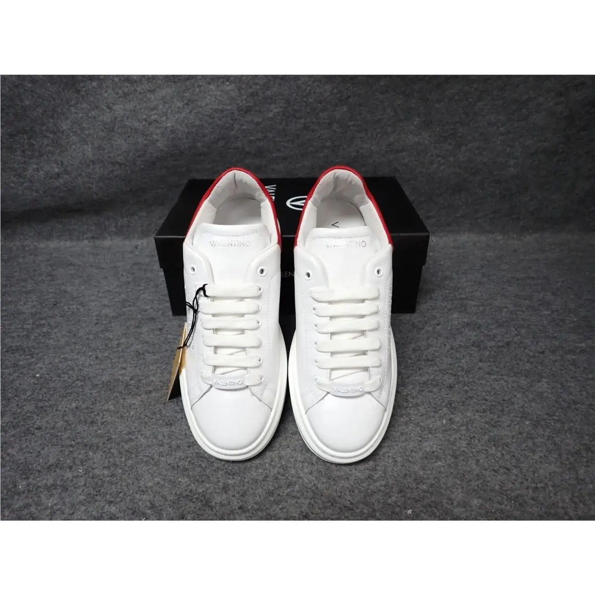 Valentino Fresia Leather Sneaker White Red Women`s Size 8.5 SS88