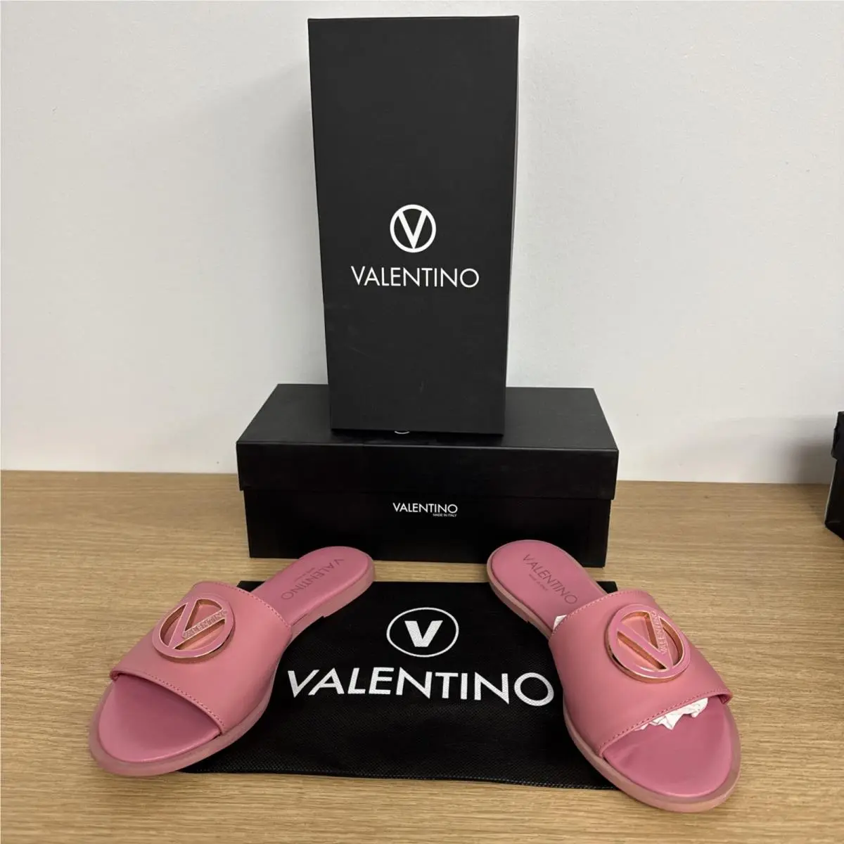 Valentino Bugola Pink Leather Slide Sandals Women’s Size 6 W520 Lth