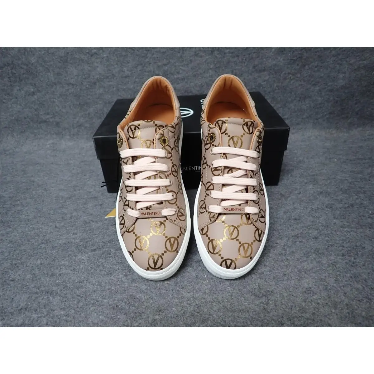 Valentino Beatrice Italian Leather Sneaker Women`s Size 10 SS75