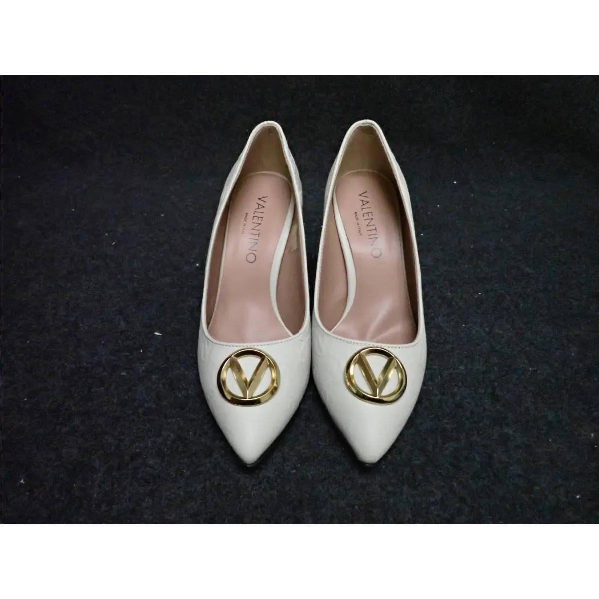 Women`s Valentino Clara Italian Leather Heels US6 Cream BR8
