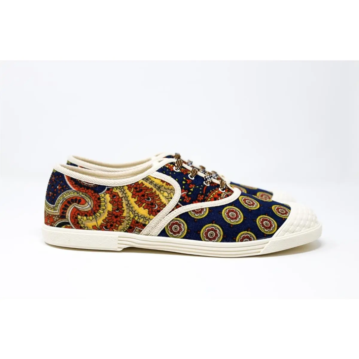 Valentino Garavani Men`s Bay by Bay Low Top Sneakers 11 US / 44 EU