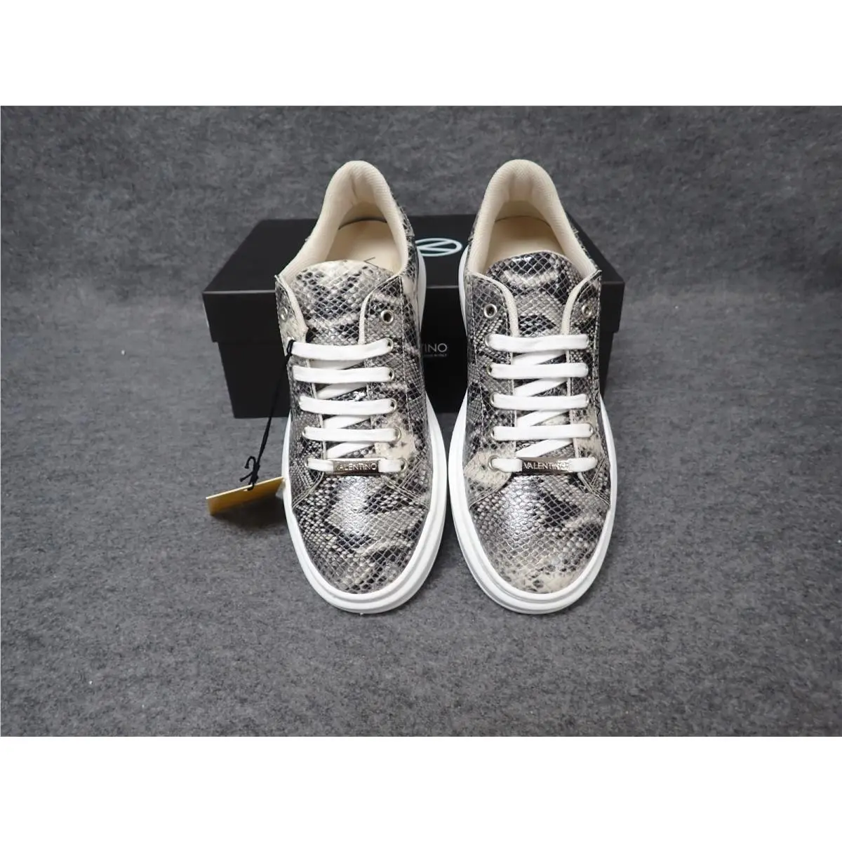 Valentino Fresia Snake Print Leather Sneaker Grey Women`s Size 8.5 SS74