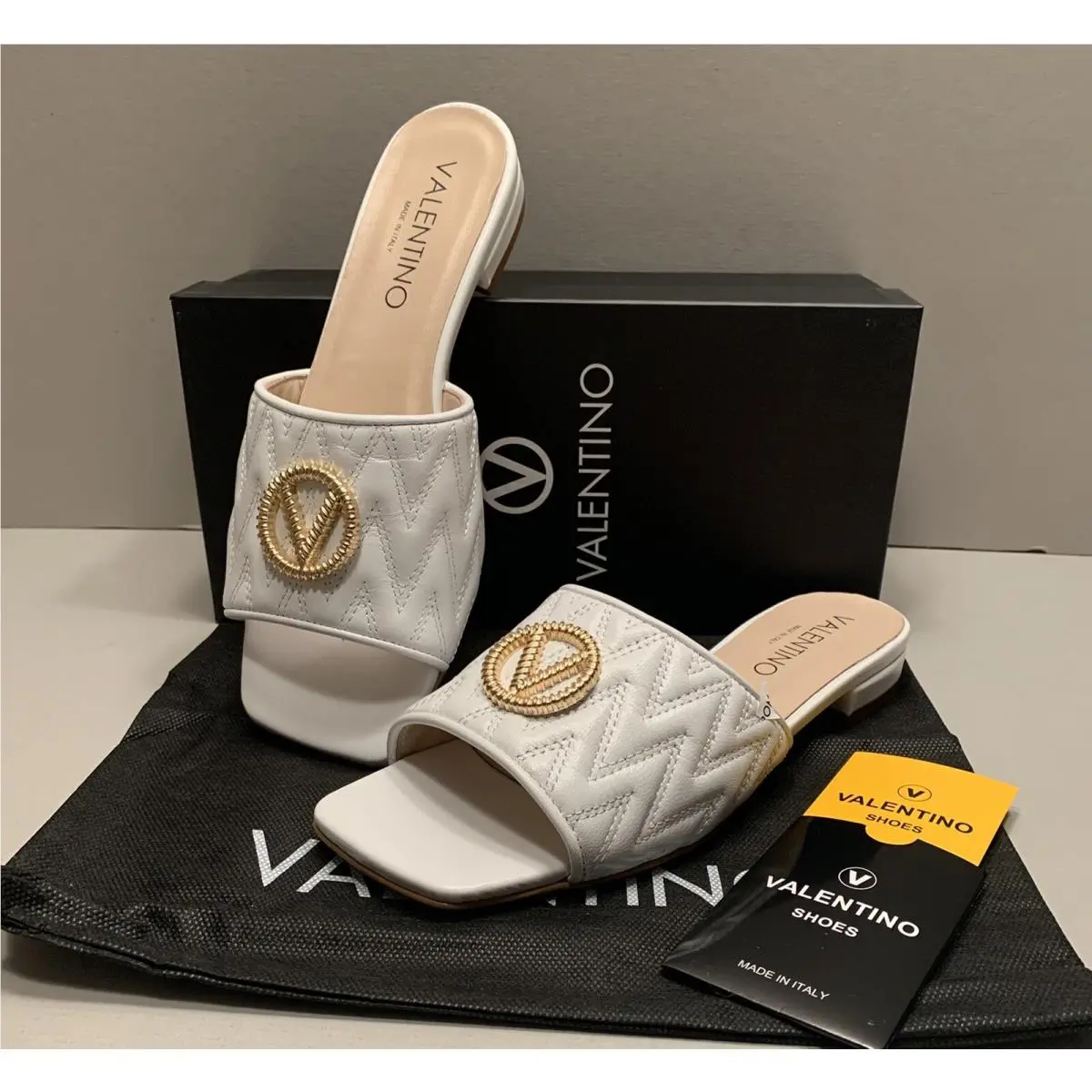 Valentino Afrodite Logo Quilted Leather Slip-on Sandals Size 8
