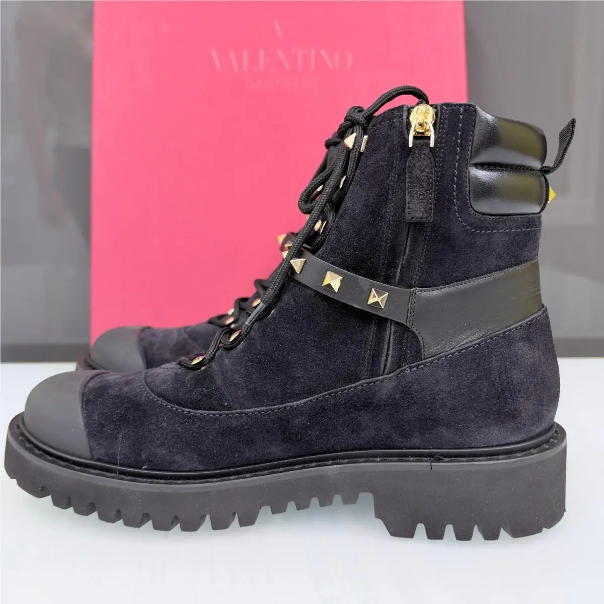 Valentino shoes - Valentino Garavani - Garavani - SW0S0R66 - Black (UPC: 8054738061460) 1
