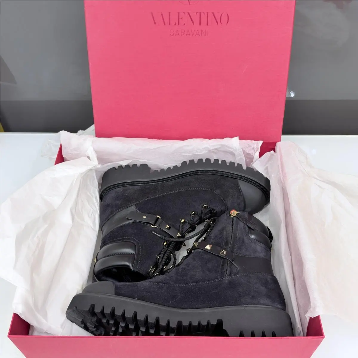 Valentino shoes - Valentino Garavani - Garavani - SW0S0R66 - Black (UPC: 8054738061460) 9