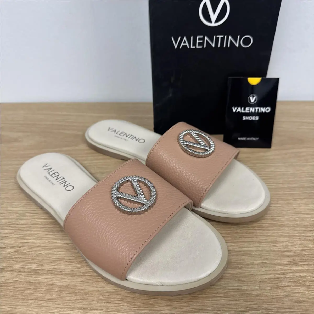 Women`s Designer Valentino by Mario Valentino Rose Dor Bugola Slide Sandal Sz 7