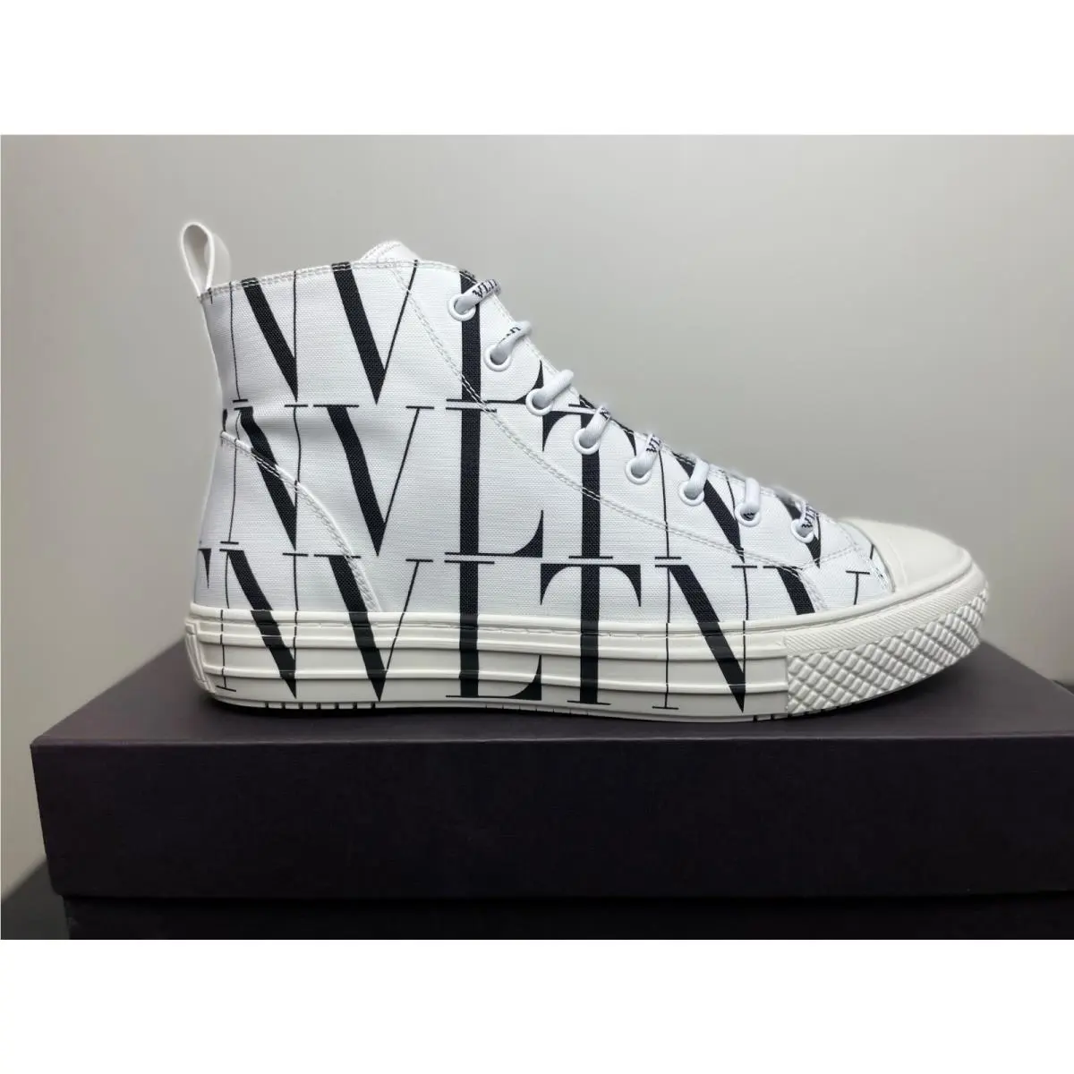 Valentino shoes - Valentino VLTN - VLTN - White 0