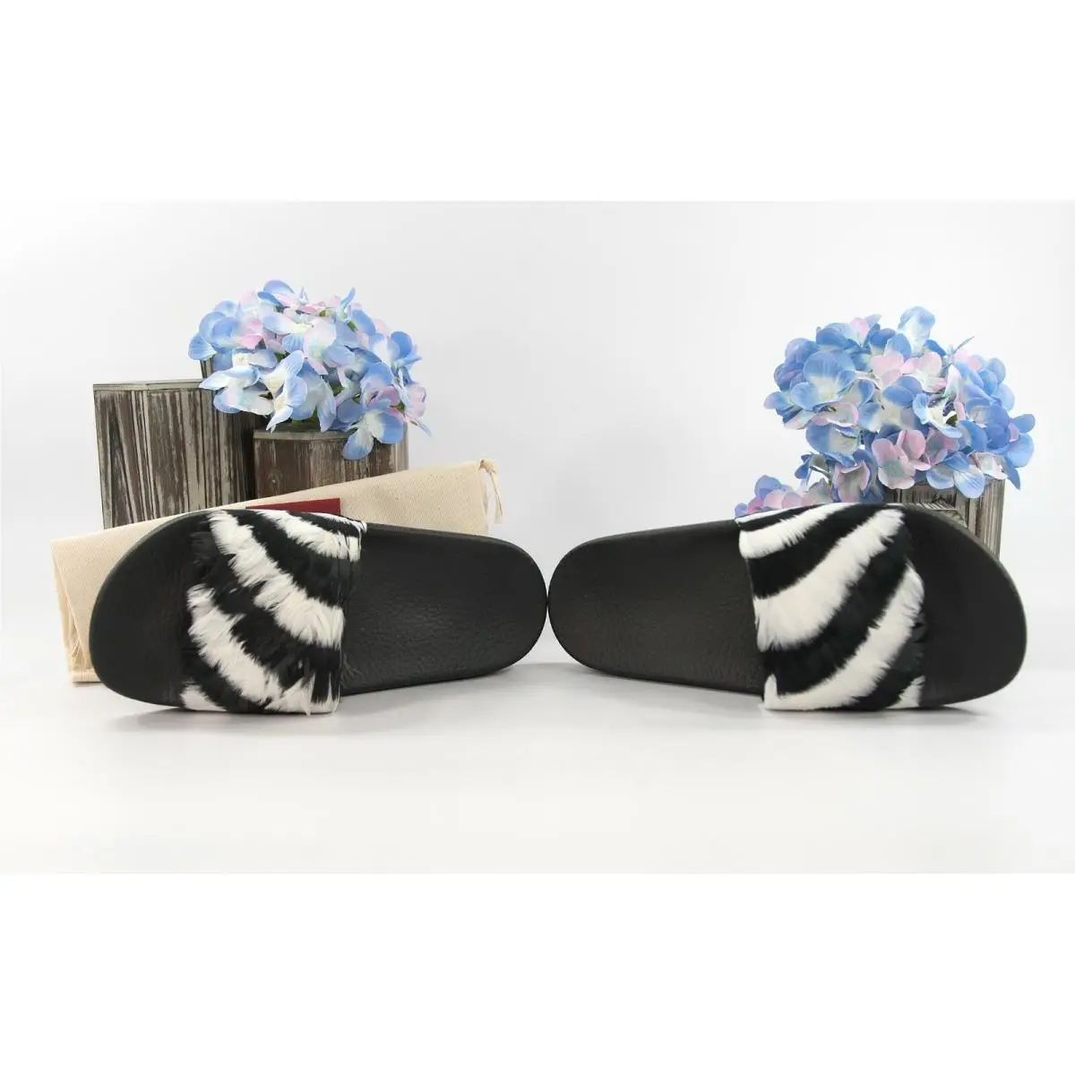 Valentino shoes - Multicolor (UPC: 191202302921) 2