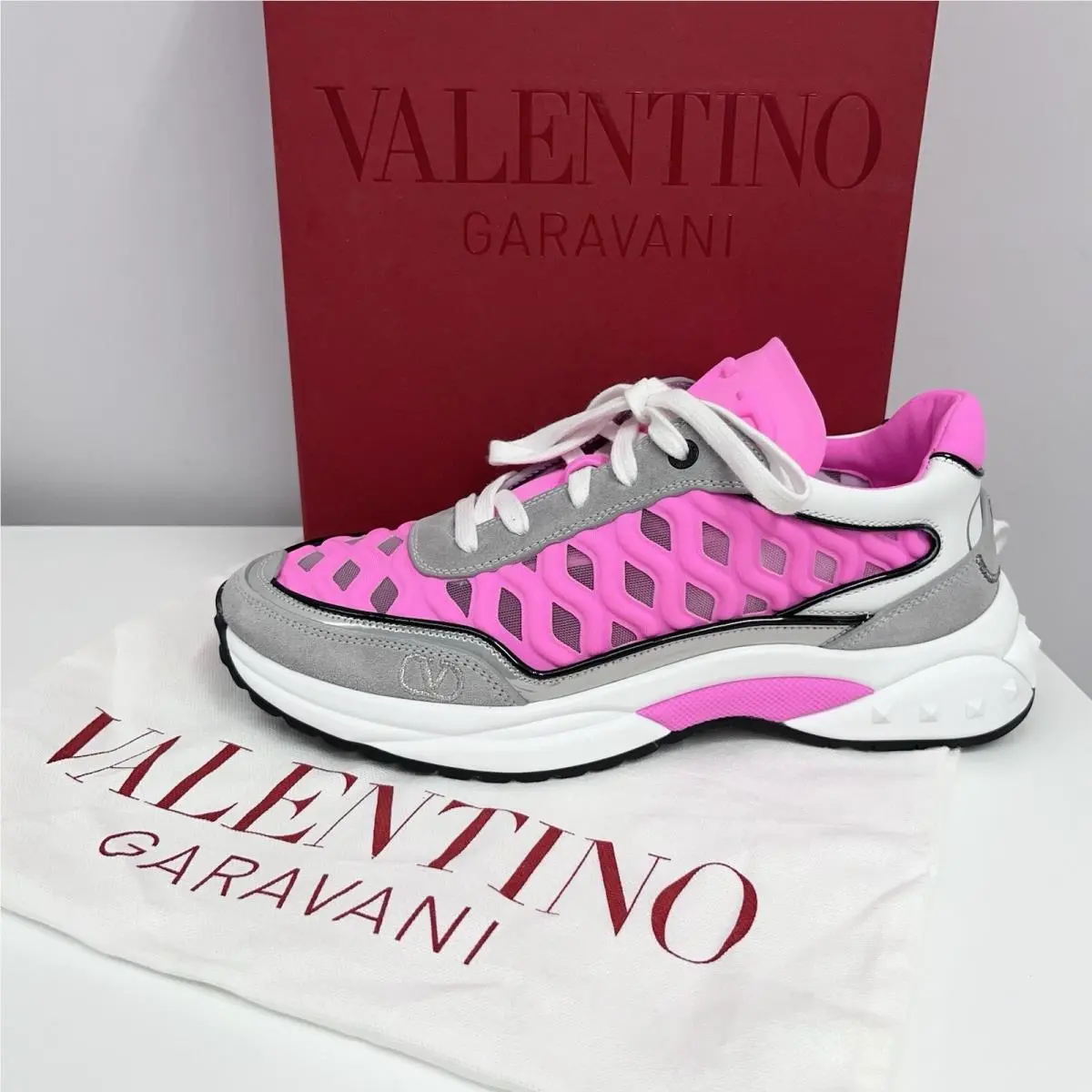 Valentino Garavani Ready Go Runner Sneakers Pink Size 37