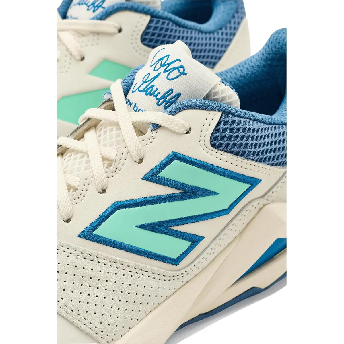 New Balance shoes - Angora/Fresh Air 4