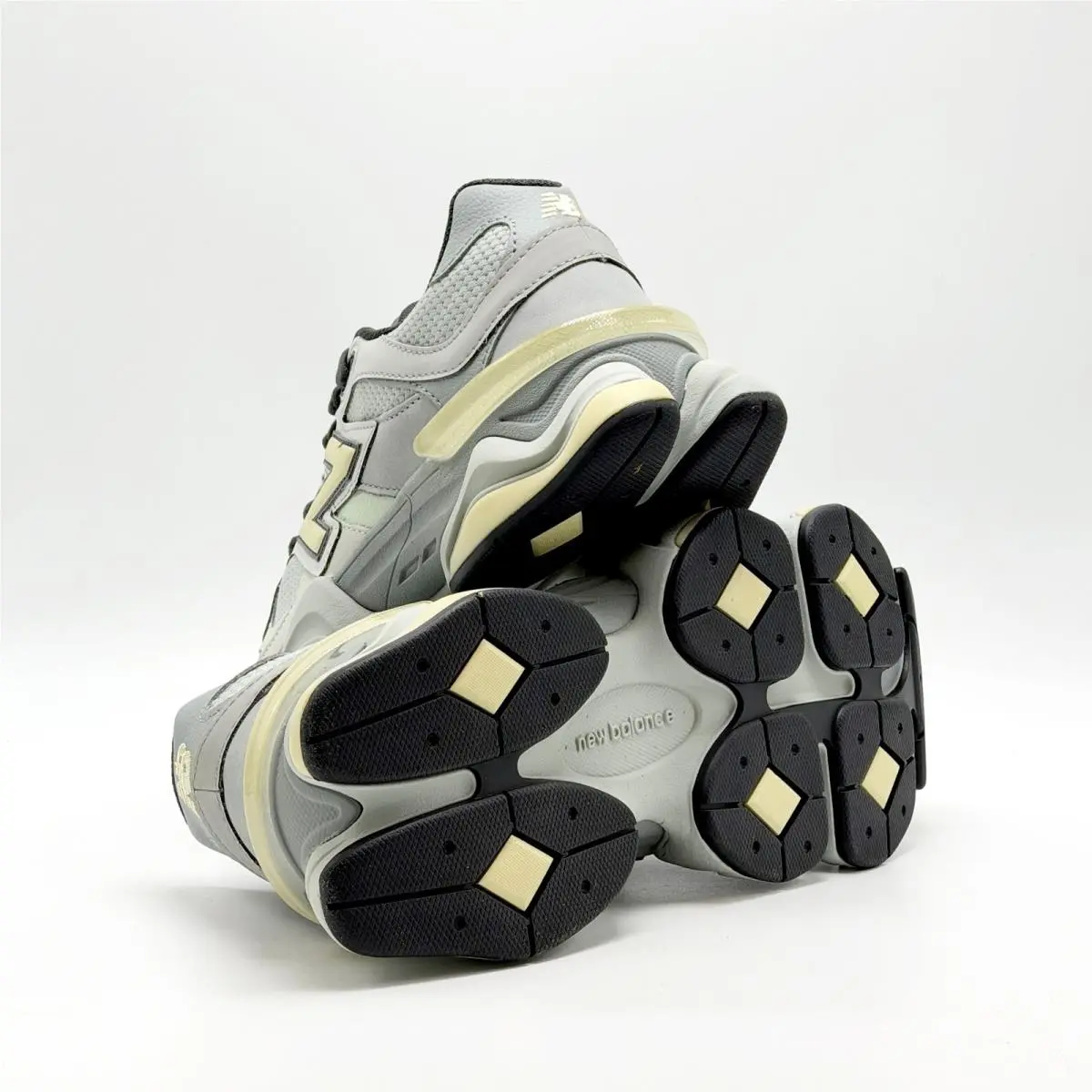 New Balance shoes - New Balance 9060 - U906038F - Green Brown / Olive / Grey / Cream 8