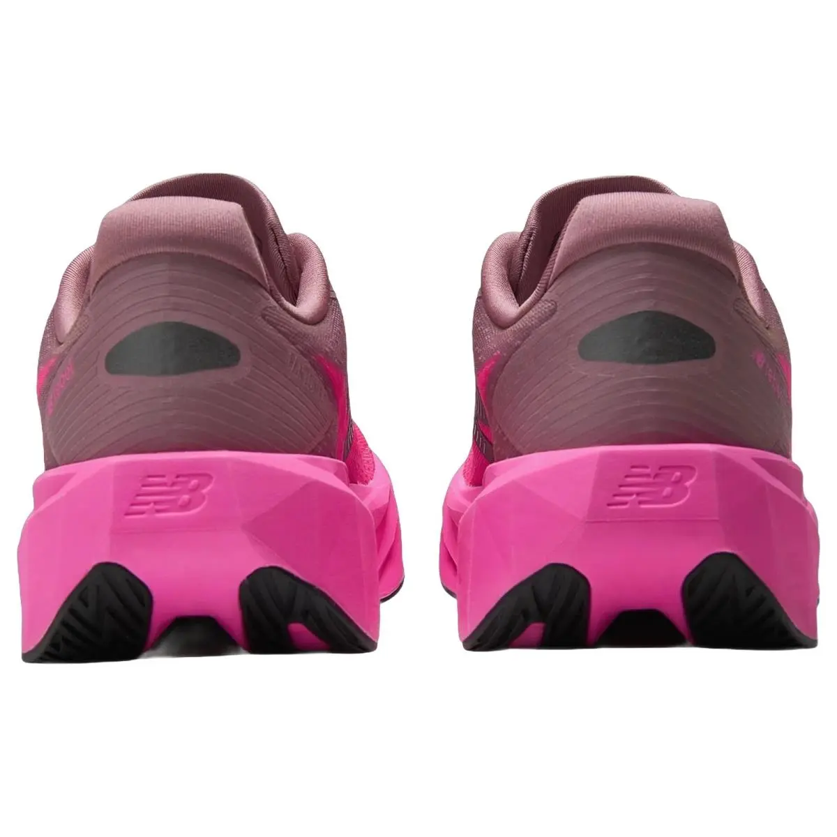 New Balance shoes - New Balance FuelCell Rebel v5 Wide - WFCX70N - Pink/Rose 11