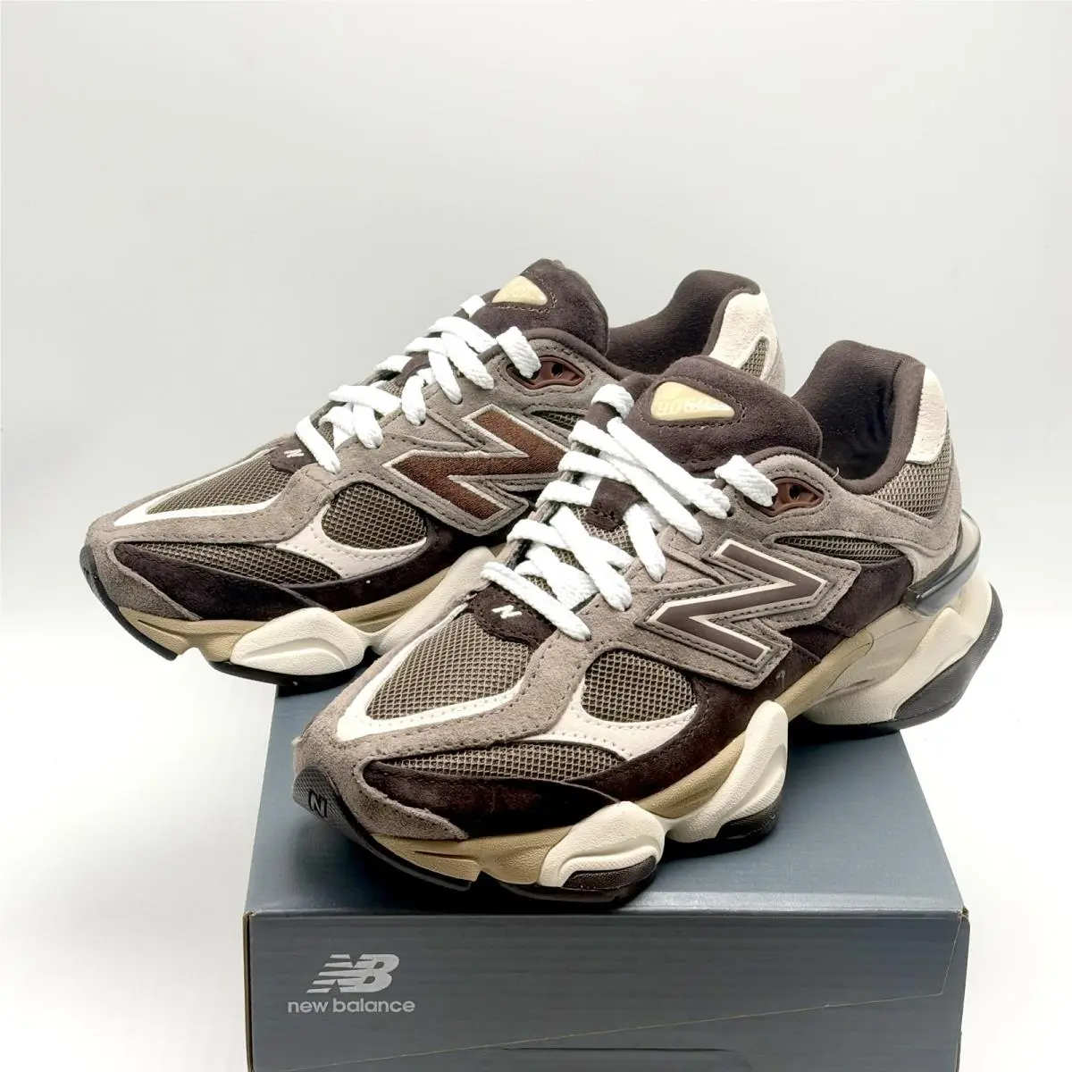 New Balance shoes - New Balance 9060 - U90601BV - Thunder Brown / Black Coffee / Brown 3