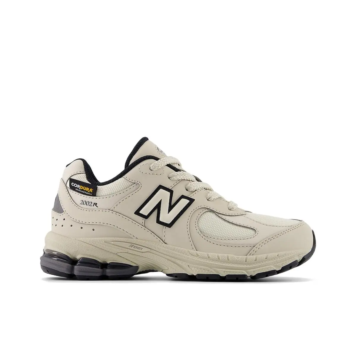 New Balance 2002R Sneakers in Timberwolf/black Preschool PS Low-top