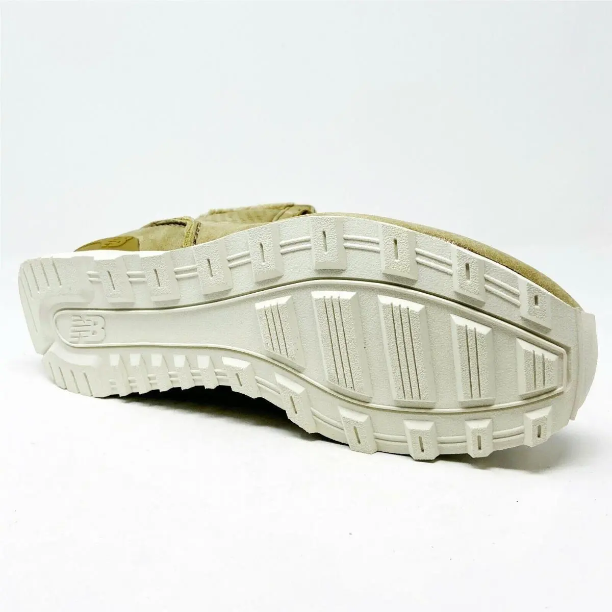 New Balance shoes - New Balance 696 - WH696DA - Beige, Manufacturer: Beige 3
