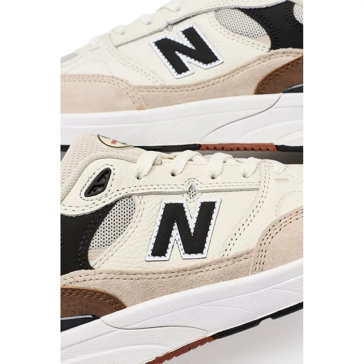 New Balance shoes - Black 32
