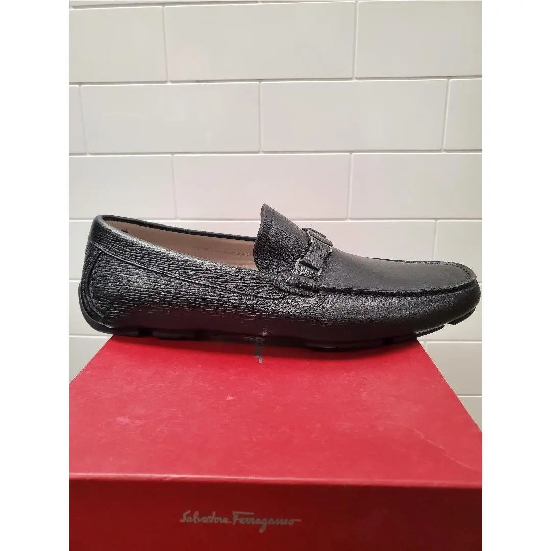 Salvatore Ferragamo Adult Nero Pebble Calf Leather Loafers Size 8E 0709326