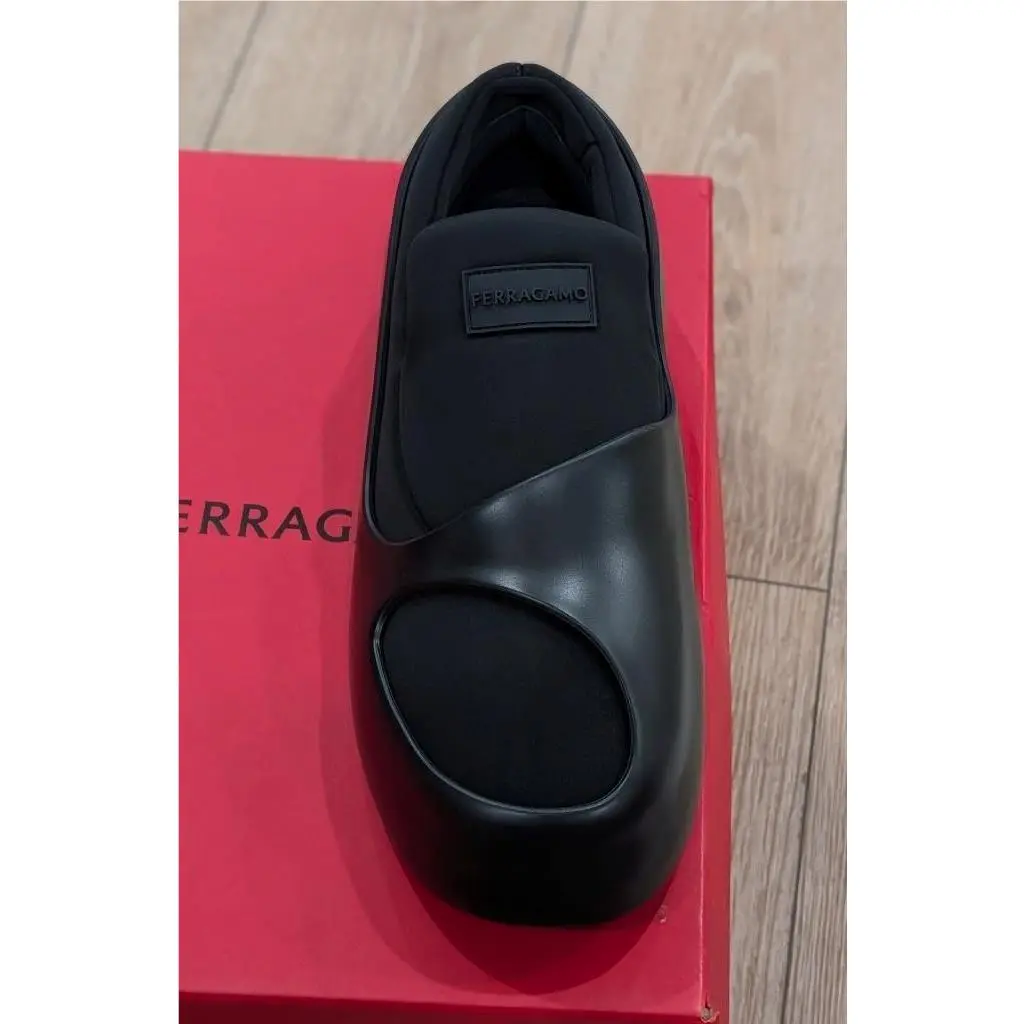 Salvatore Ferragamo shoes - Black (UPC: 8056283422758) 0