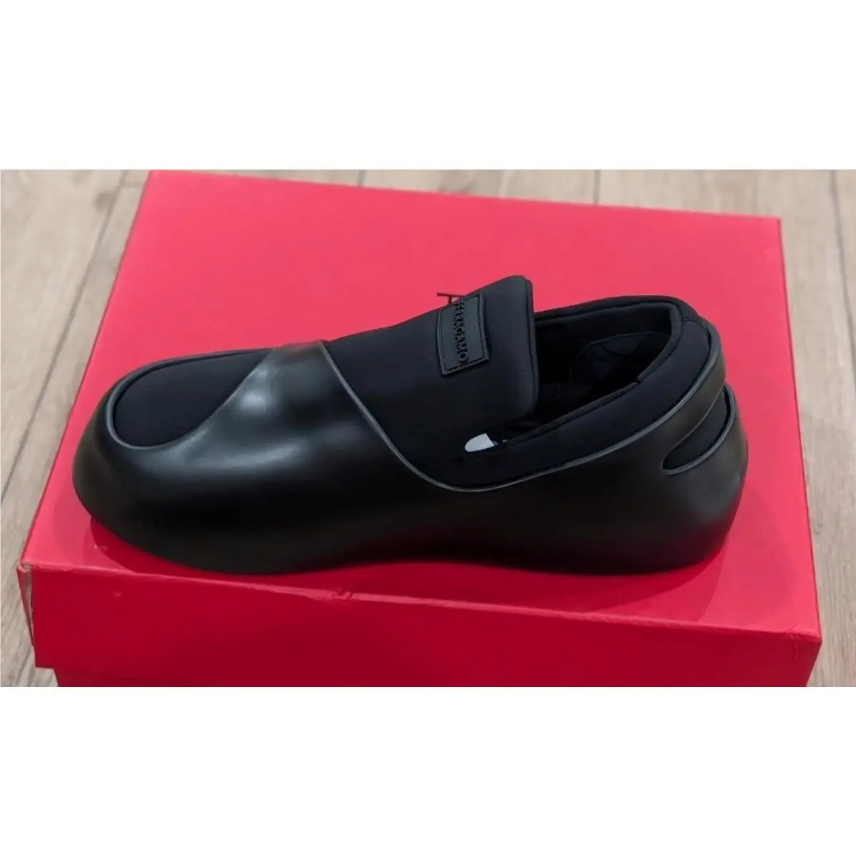 Salvatore Ferragamo shoes - Black (UPC: 8056283422758) 4