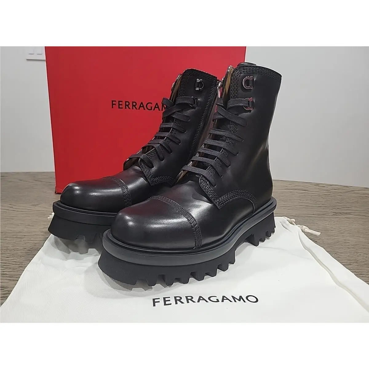 Salvatore Ferragamo Faraway Men Black Leather Zip Combat Boot 9.5 /us 10.5 M
