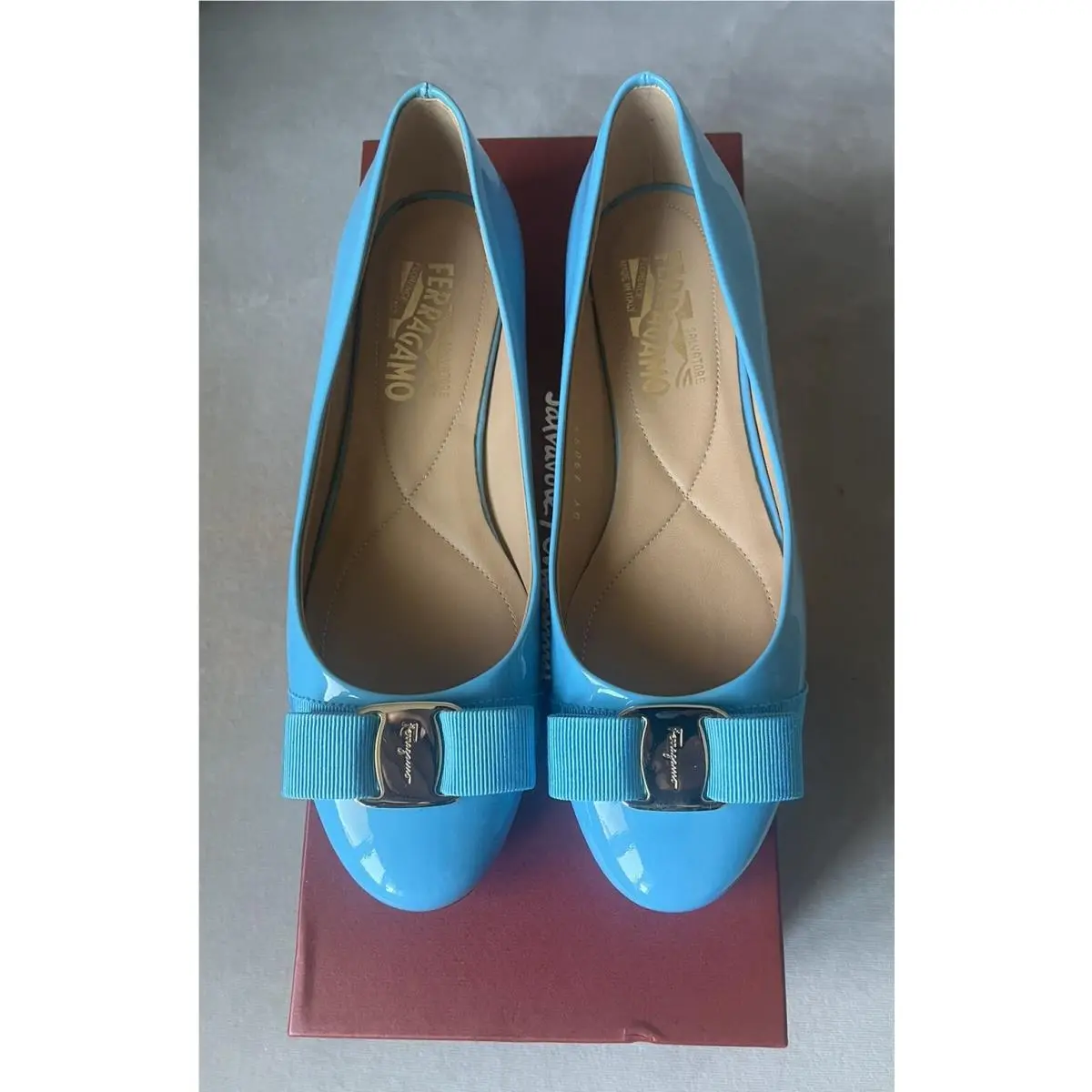 Salvatore Ferragamo Blue Patent Leather Varina Bow Flats Shoes 7 B