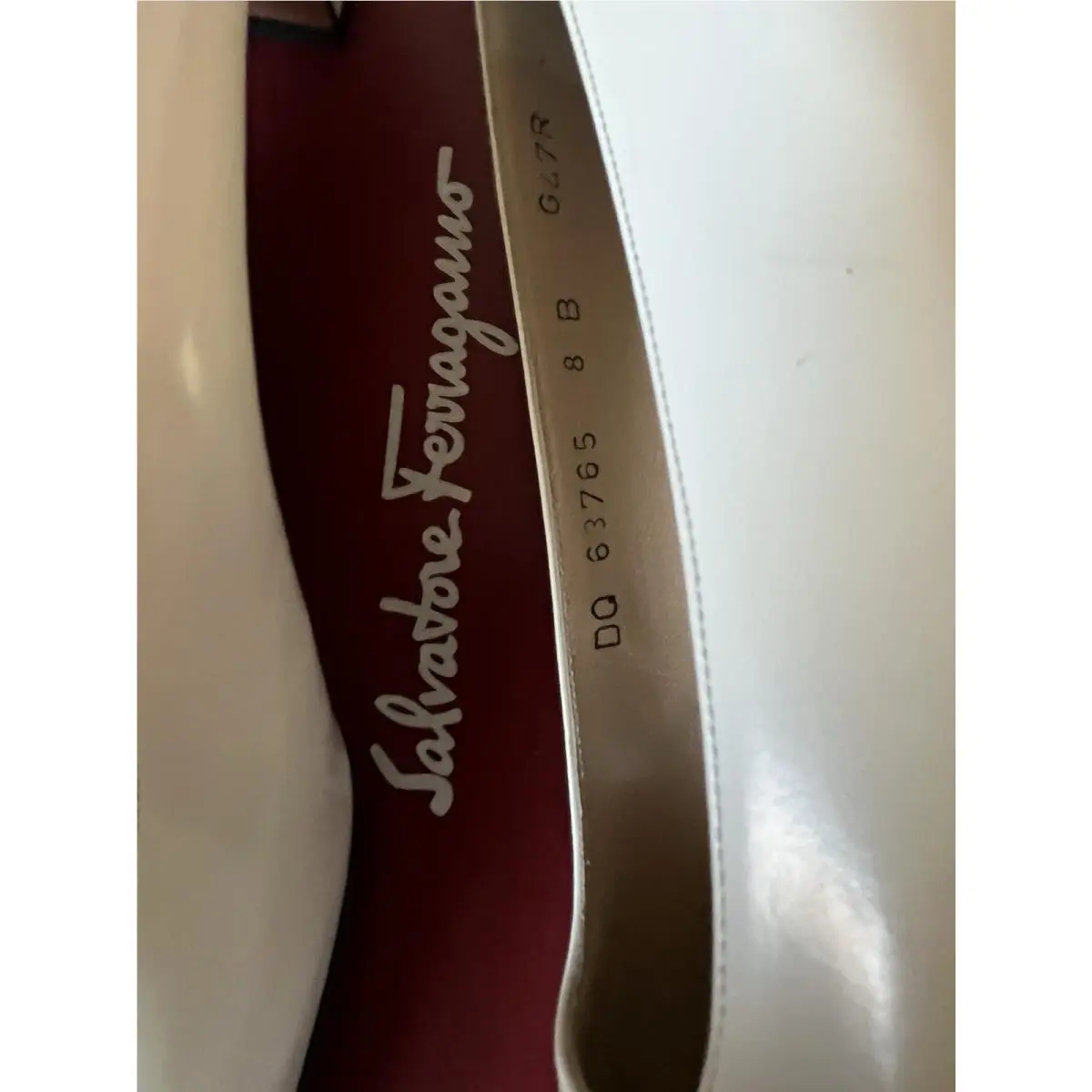 Salvatore Ferragamo shoes - Salvatore Ferragamo Vara - Vara - White 2