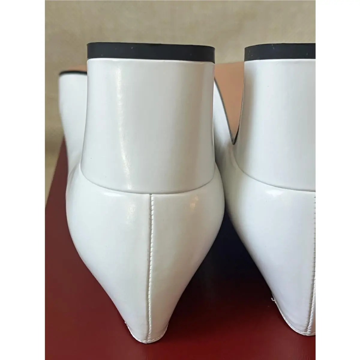 Salvatore Ferragamo shoes - Salvatore Ferragamo Vara - Vara - White 4