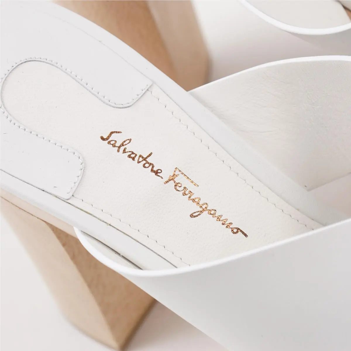 Salvatore Ferragamo shoes - Agira - Agira - White 4