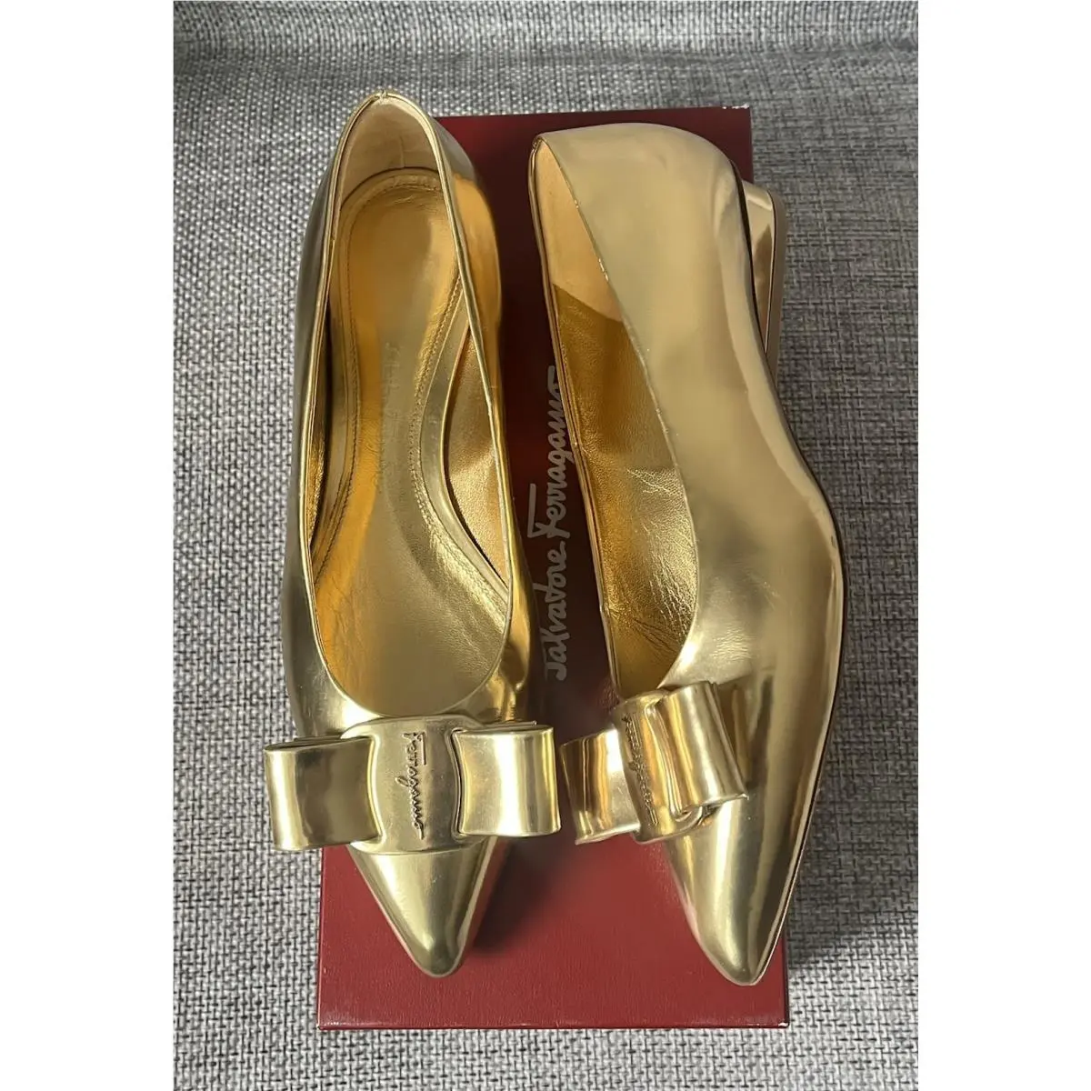 Salvatore Ferragamo shoes - Gold 0